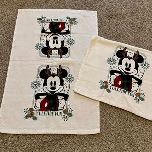 Mickey Mouse Holiday Tea Towels